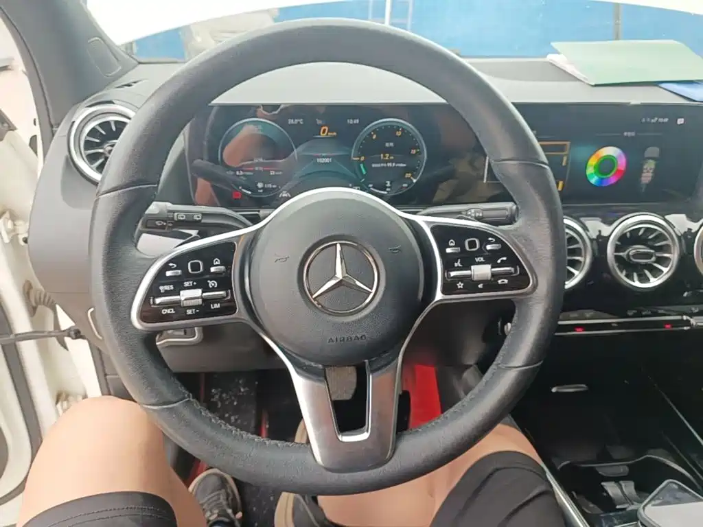 Mercedes-Benz GLA 2022 — фото 11