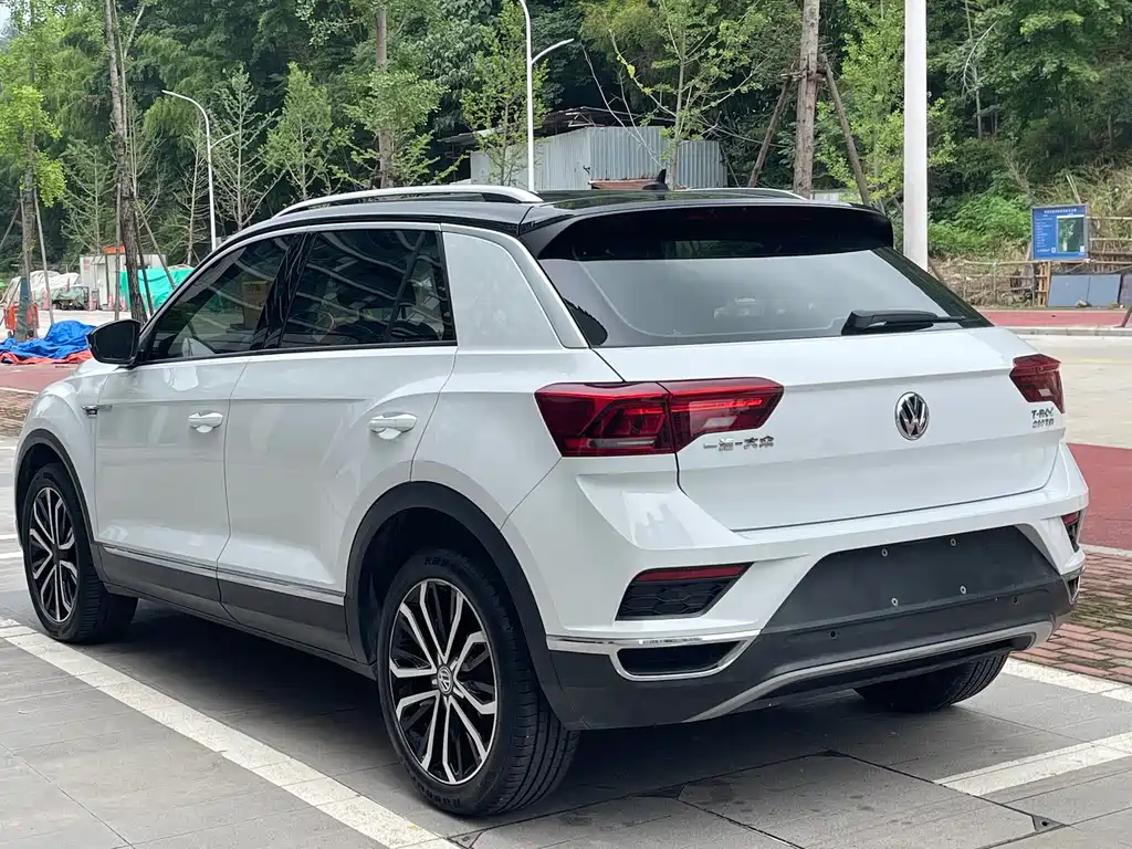 Volkswagen T-Roc 2019 — фото 6