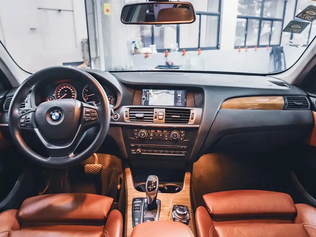 BMW X3 2012 — фото 10