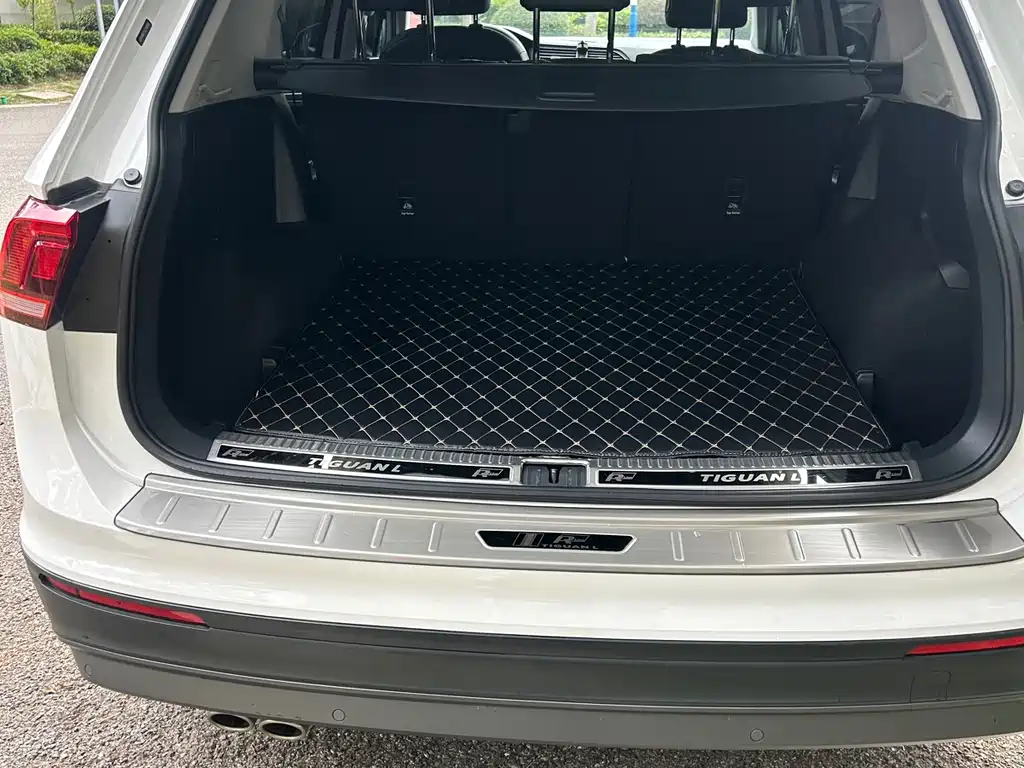 Volkswagen Tiguan L 2021 — фото 15