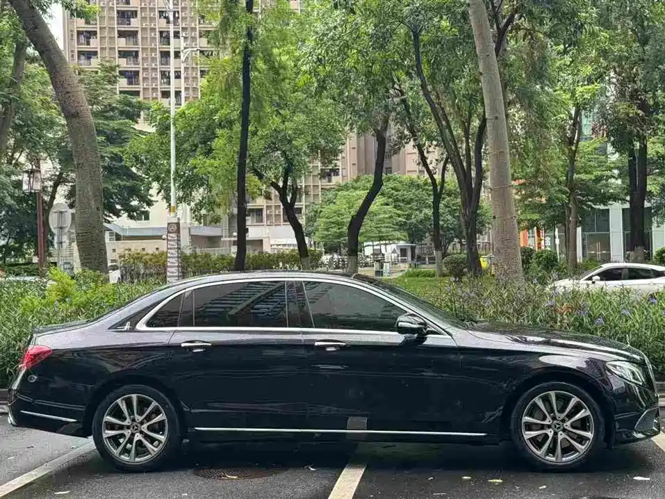 Mercedes-Benz E-Class 2018