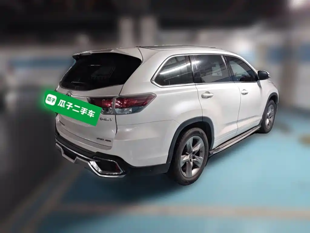 Toyota Highlander 2016 — фото 5