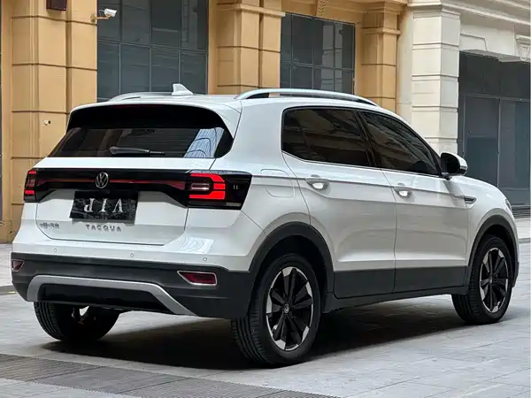 Volkswagen Tacqua 2022