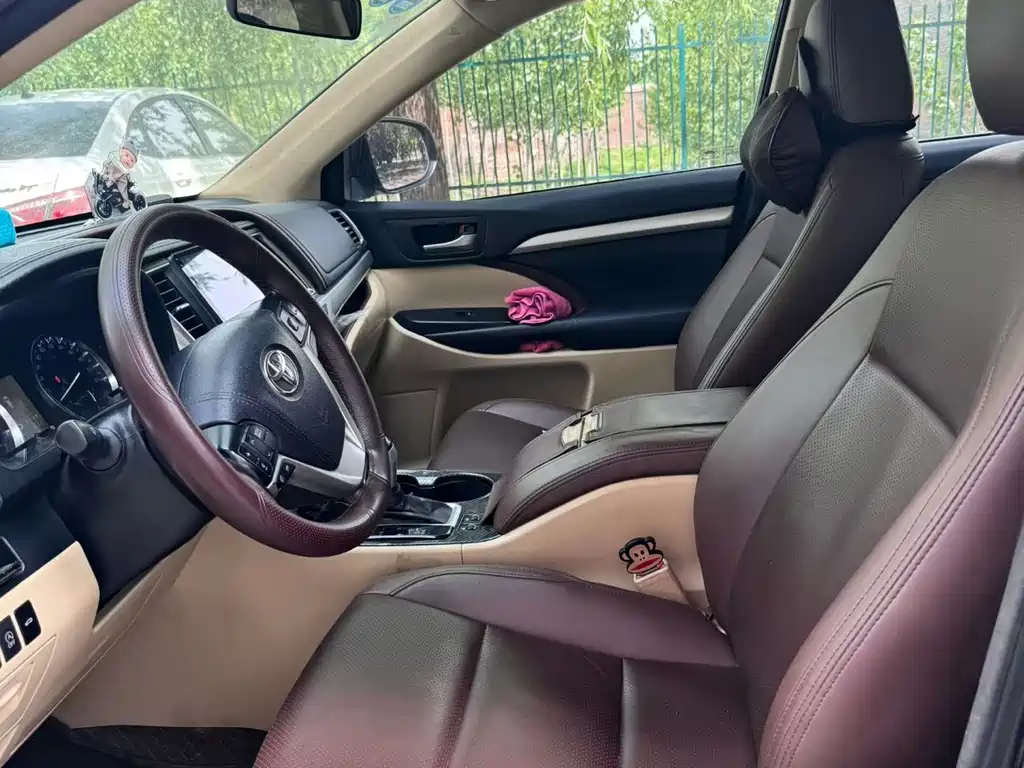 Toyota Highlander 2015