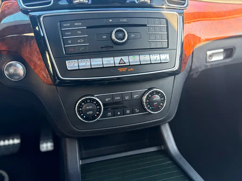 Mercedes-Benz GLS AMG 2016 — фото 15