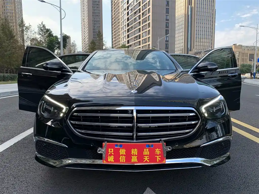 Mercedes-Benz E-Class 2022