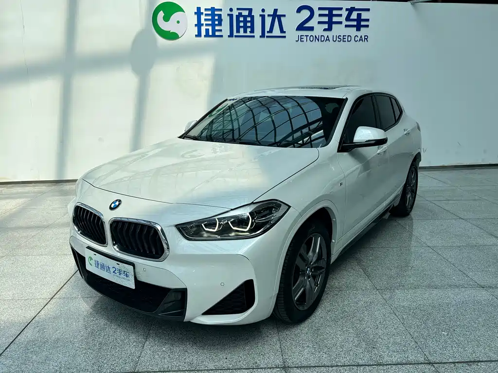 BMW X2 2021 — фото 1