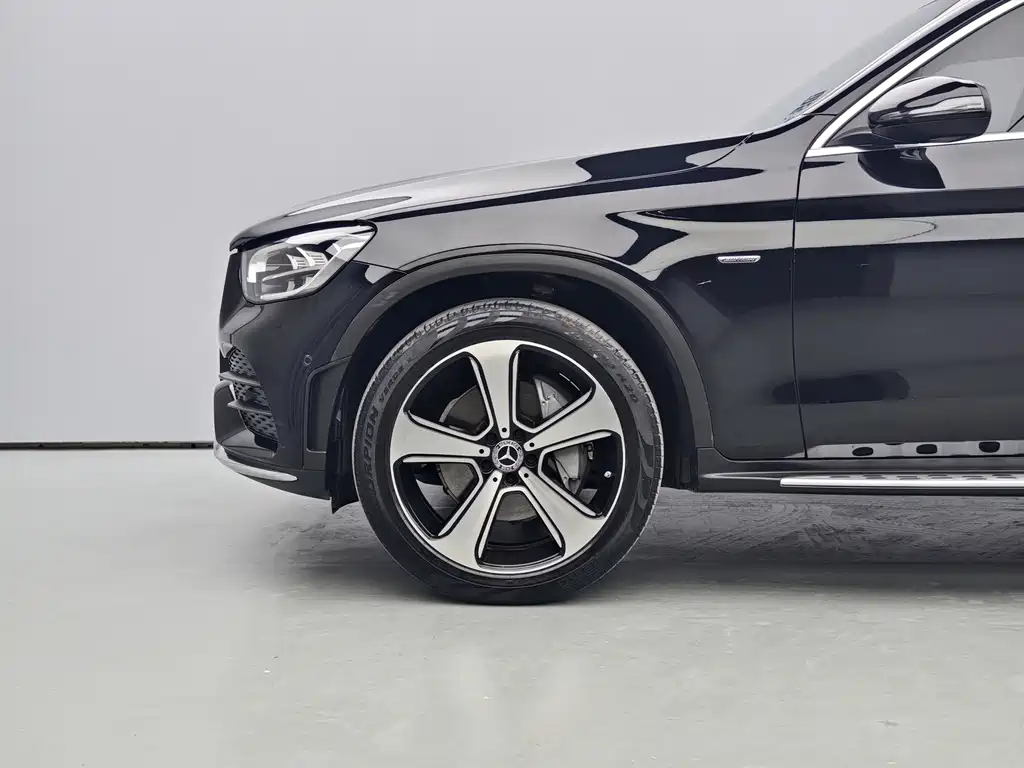 Mercedes-Benz GLC 2022 — фото 6