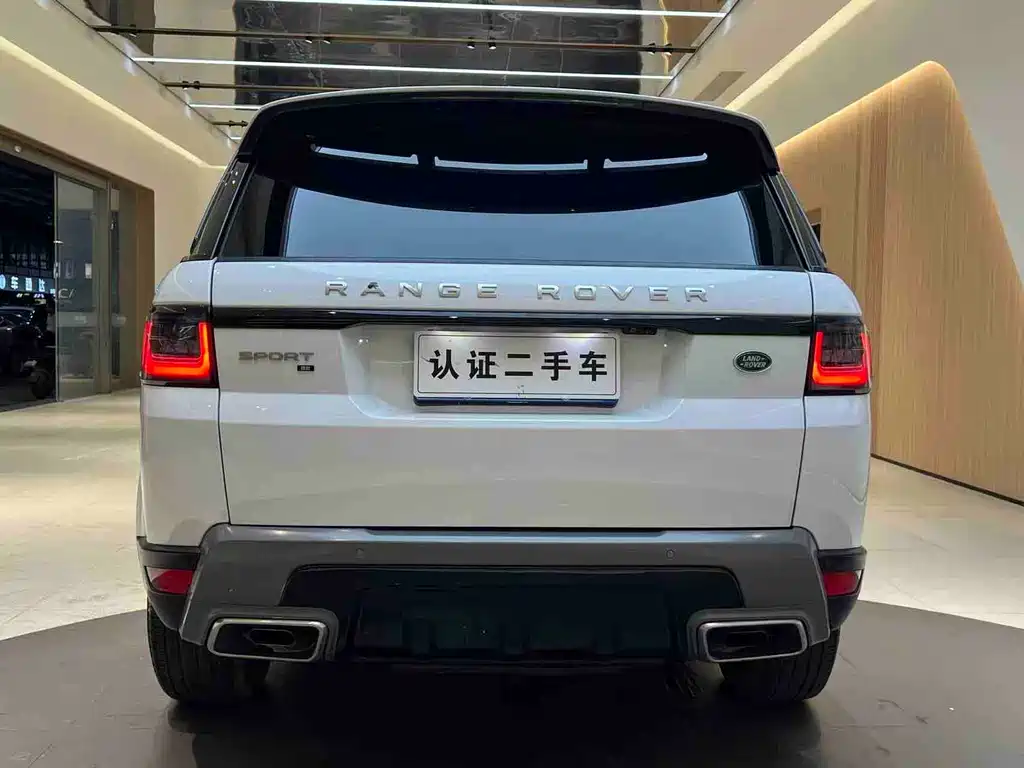 Land Rover Range Rover Sport 2020 — фото 18