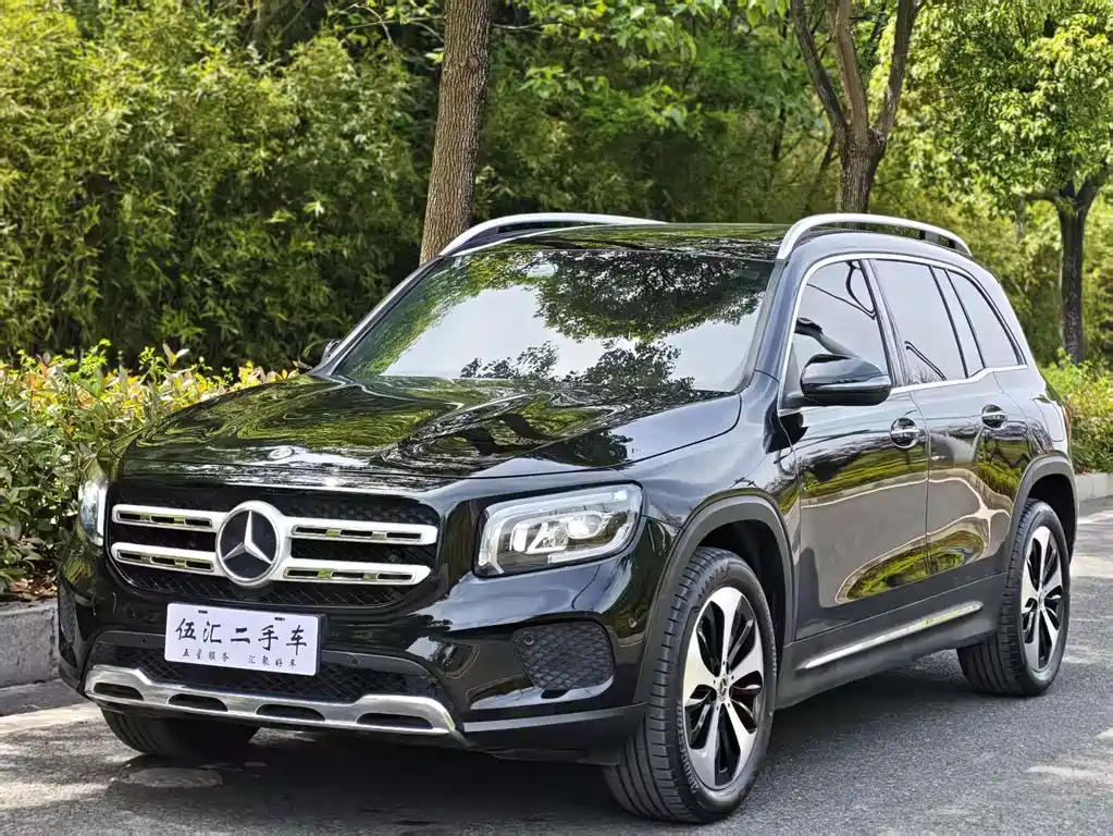 Mercedes-Benz GLB 2022 — фото 1