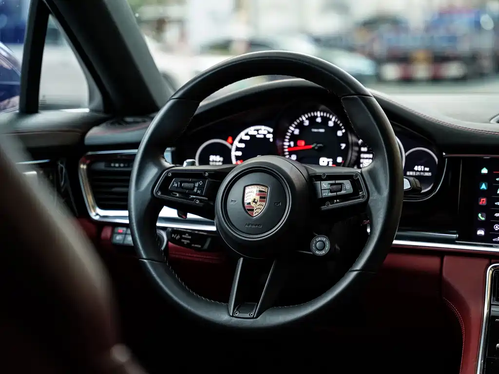 Porsche Panamera 2022 — фото 11