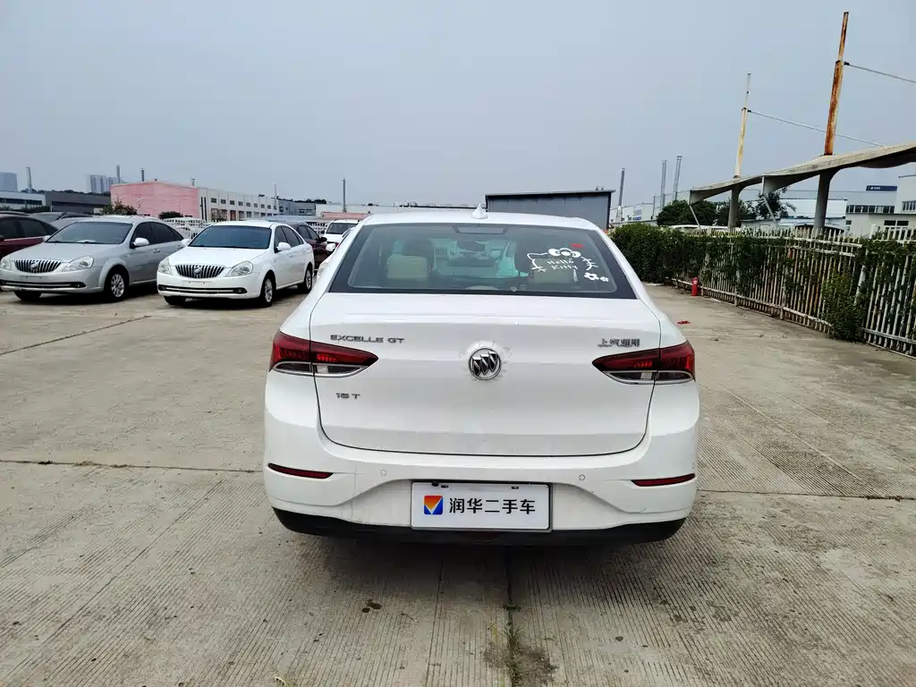 Buick Excelle 2018 — фото 11