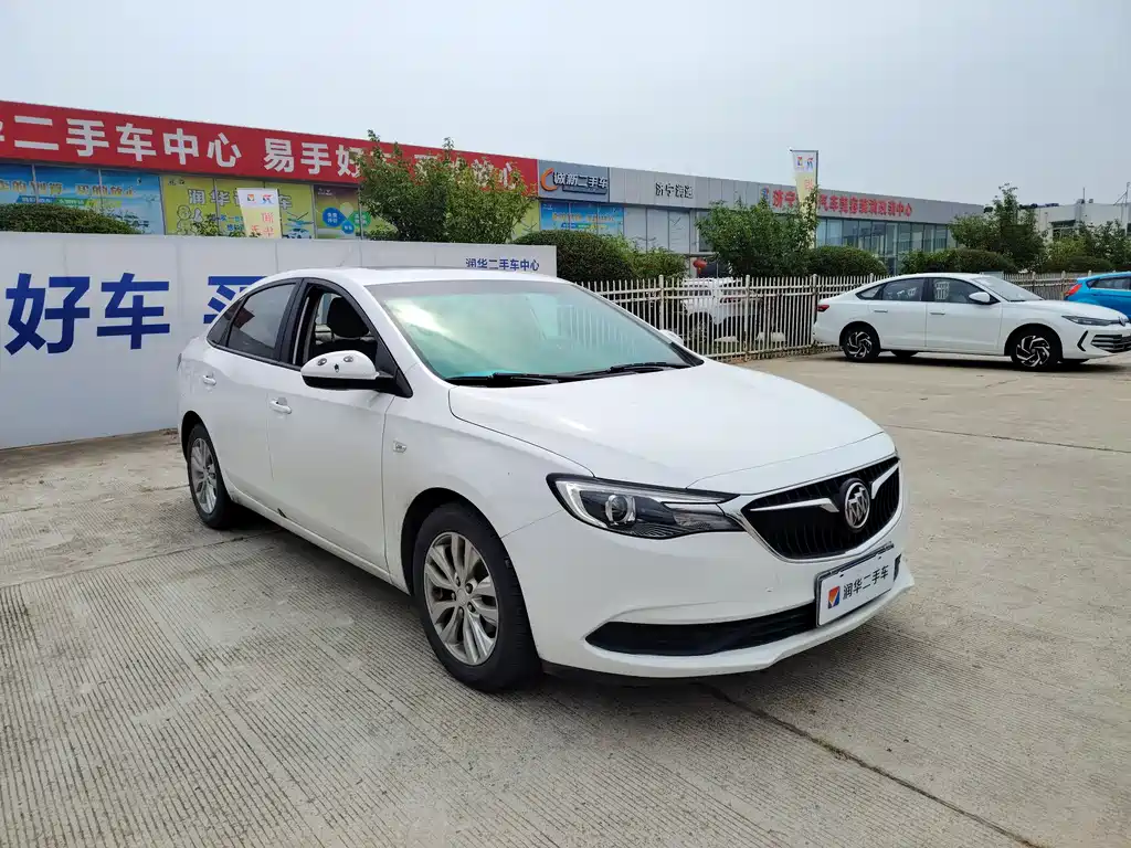 Buick Excelle 2018 — фото 3