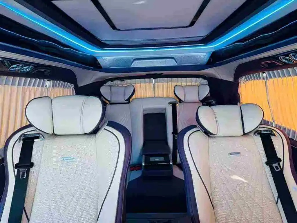 Mercedes-Benz Vito 2023 — фото 7