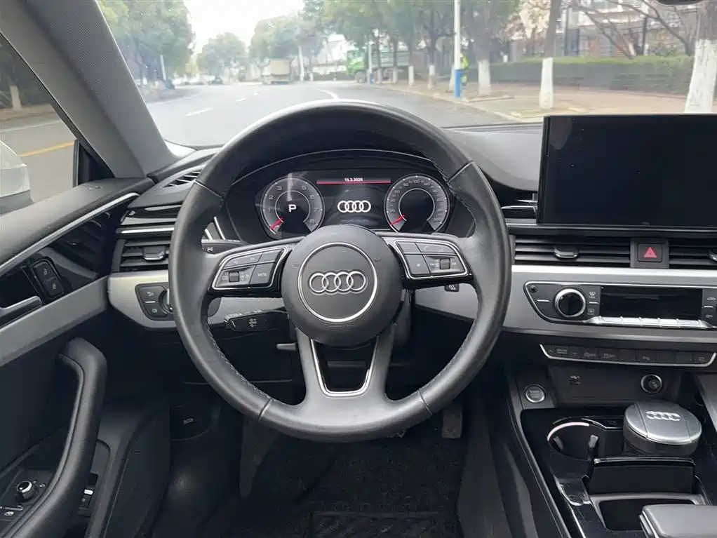 Audi A5 2023 — фото 11