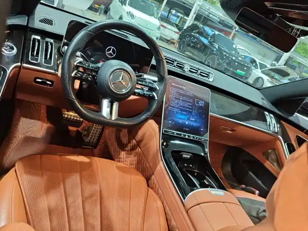 Mercedes-Benz S-Class 2021