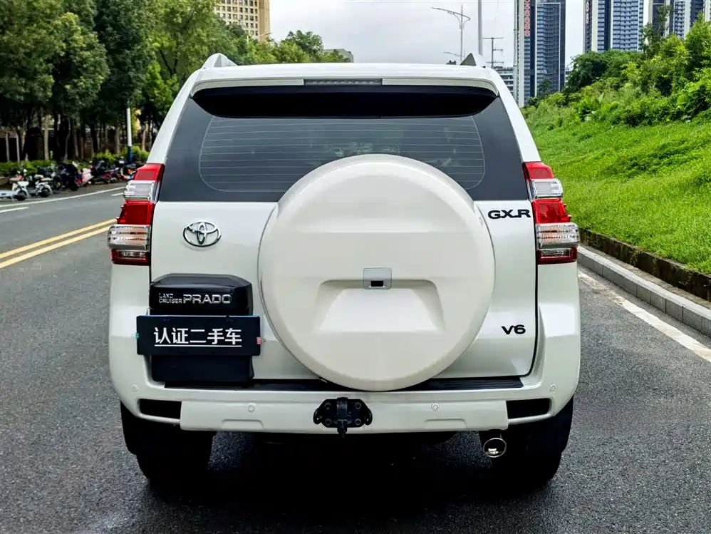Toyota Prado 2017 — фото 6