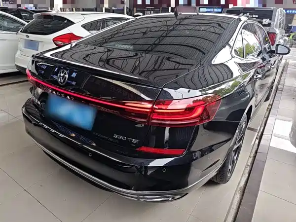 Volkswagen Passat 2023