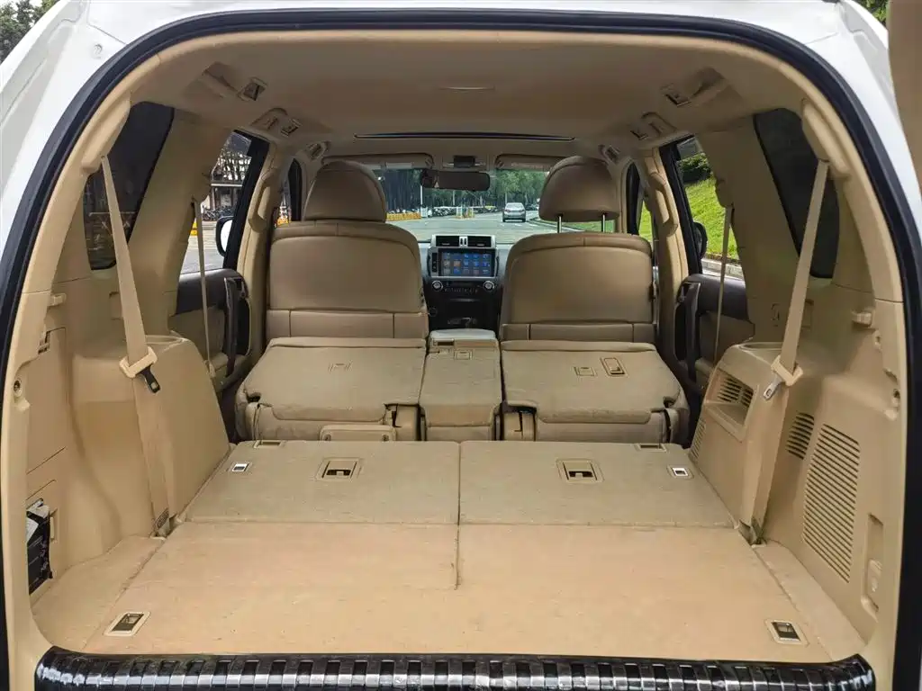 Toyota Prado 2017 — фото 12