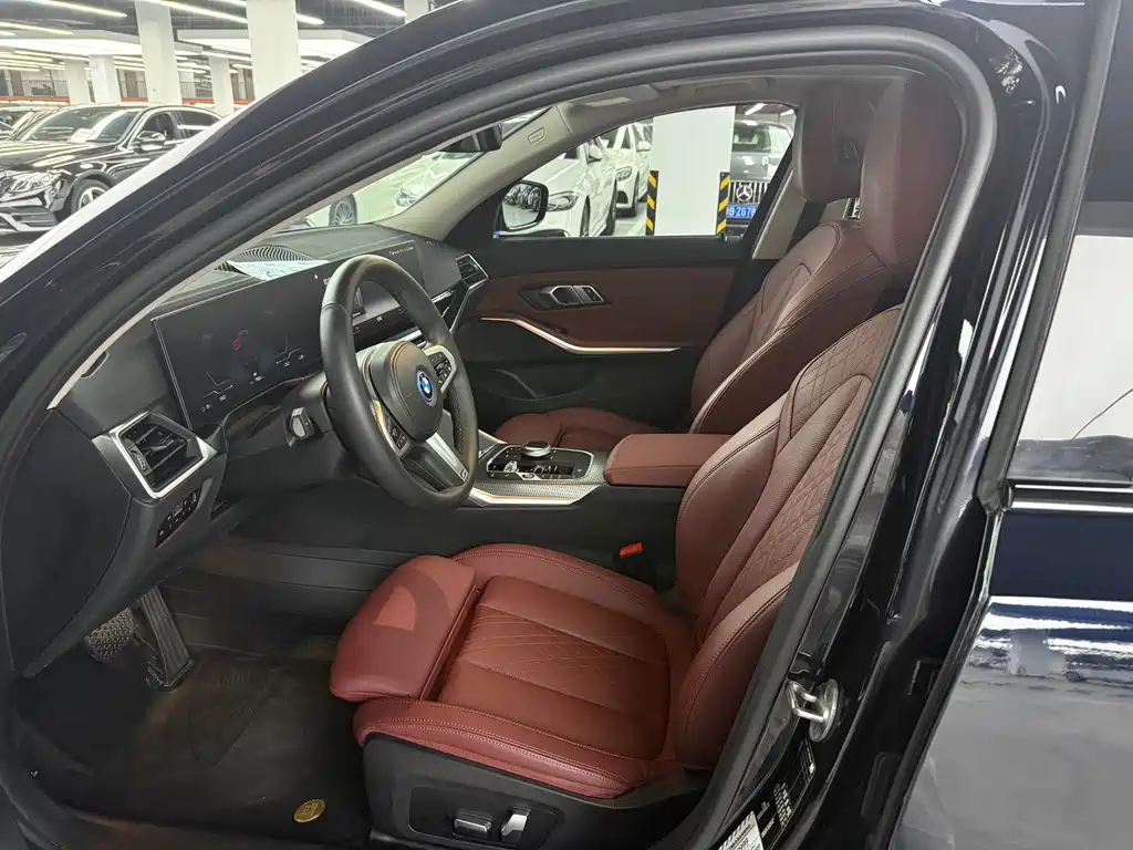 BMW i3 2023
