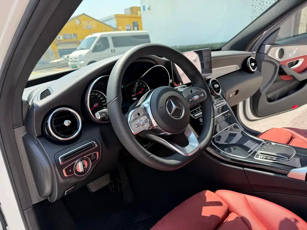 Mercedes-Benz C-Class 2019 — фото 11
