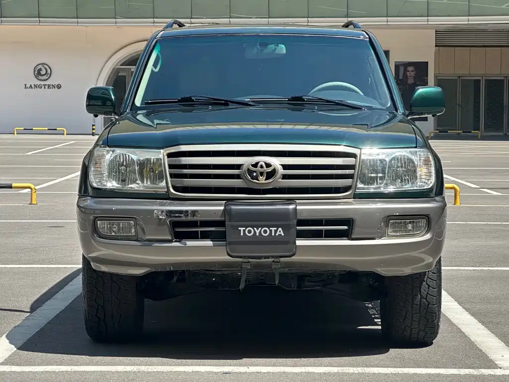 Toyota Land Cruiser 2004 — фото 2