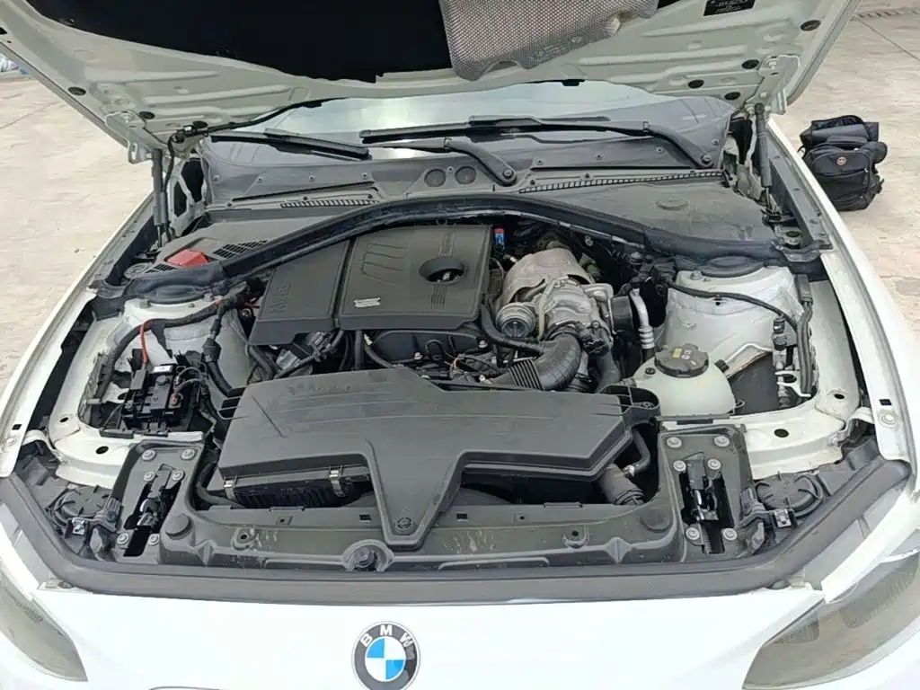 BMW 1 Series 2013 — фото 16