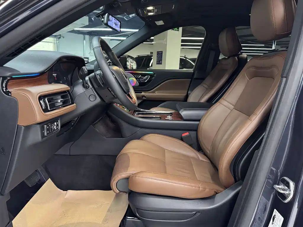 Lincoln Aviator 2023 — фото 16