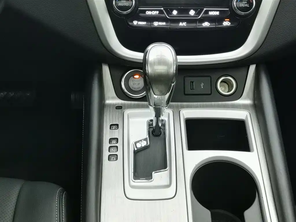 Nissan Murano 2019 — фото 13
