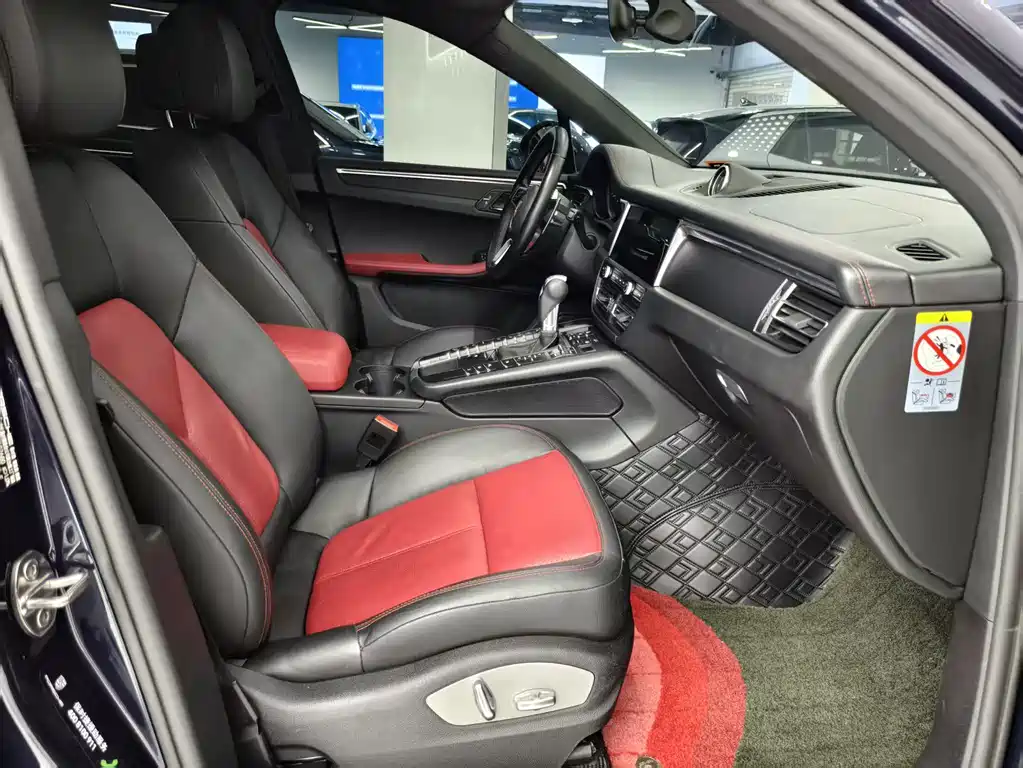 Porsche Macan 2021 — фото 13