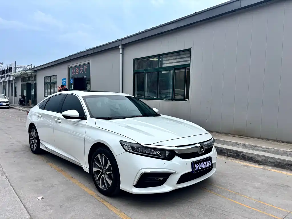 Honda Inspire 2021 — фото 2