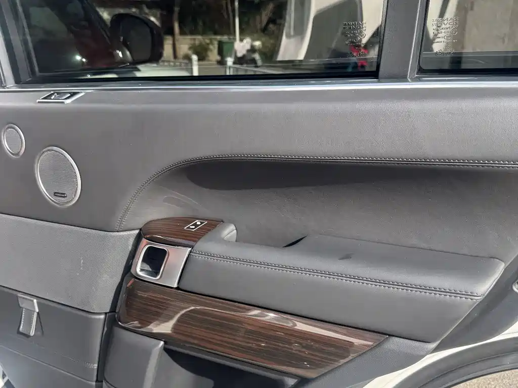 Land Rover Range Rover 2015 — фото 15