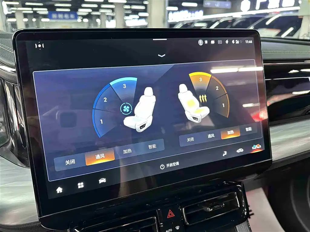 GAC Motor Trumpchi GS8 2022 — фото 15