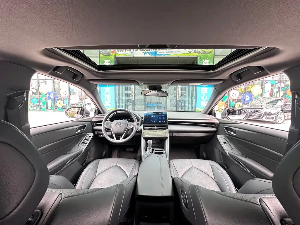 Toyota Avalon 2023 — фото 18