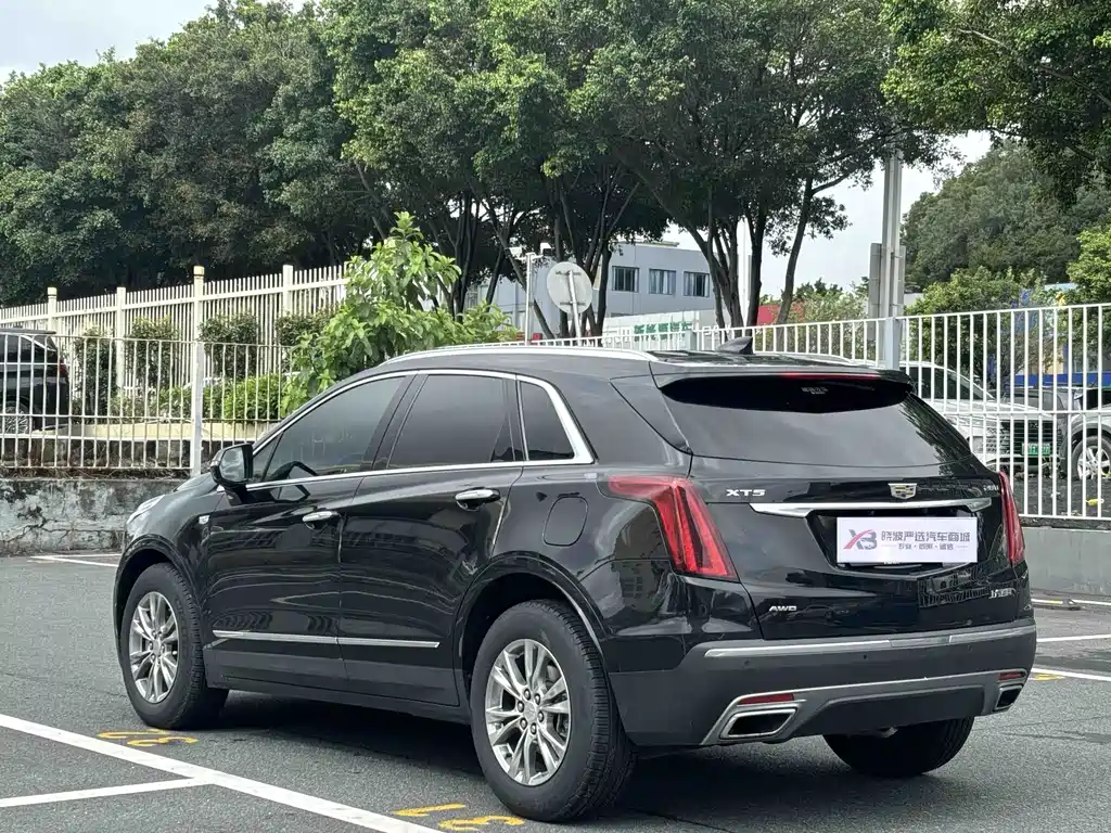 Cadillac XT5 2019 — фото 4