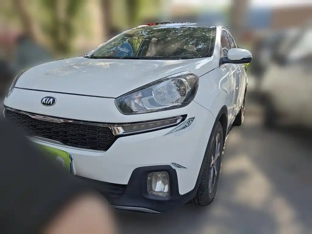 Kia KX3 Proud Running 2015