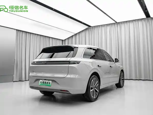 Li Auto L6 2024