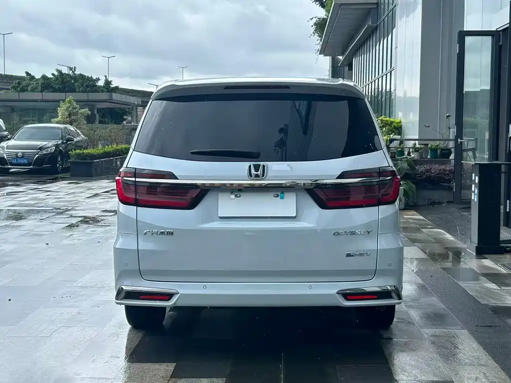 Honda Odyssey 2022 — фото 24