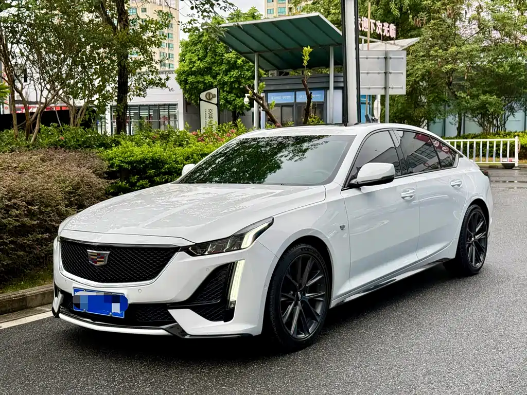 Cadillac CT5 2021 — фото 1