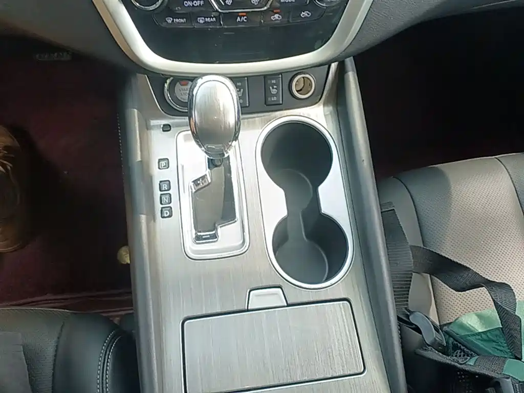 Nissan Murano 2017 — фото 14