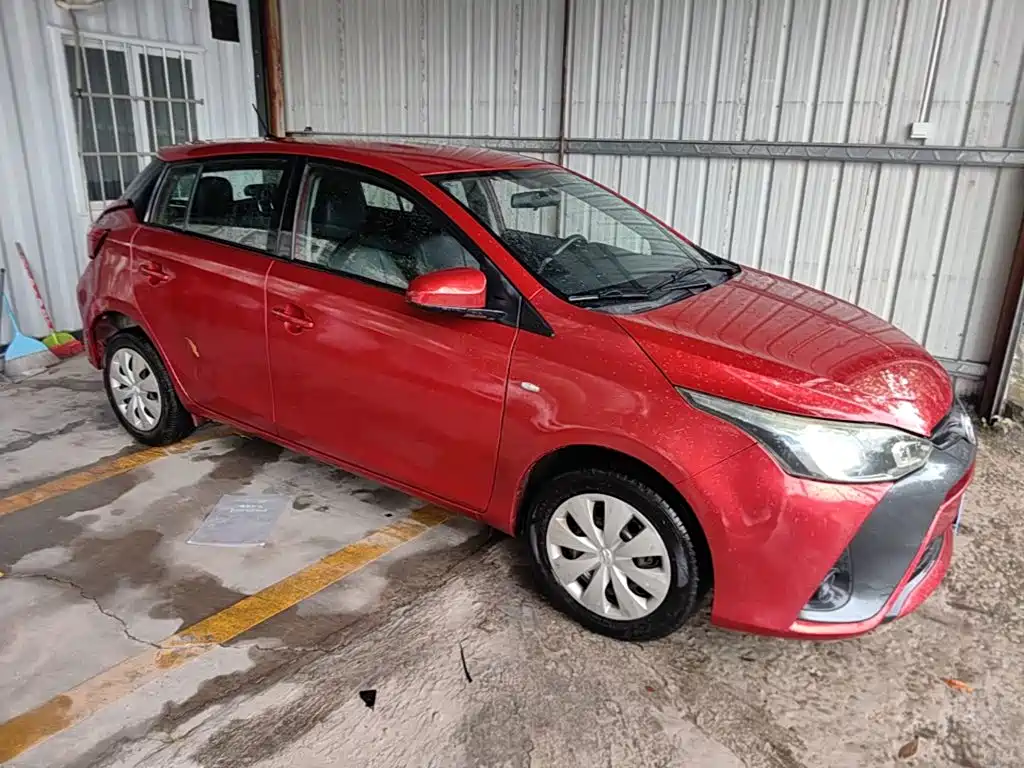 Toyota Yaris L 2016 — фото 4