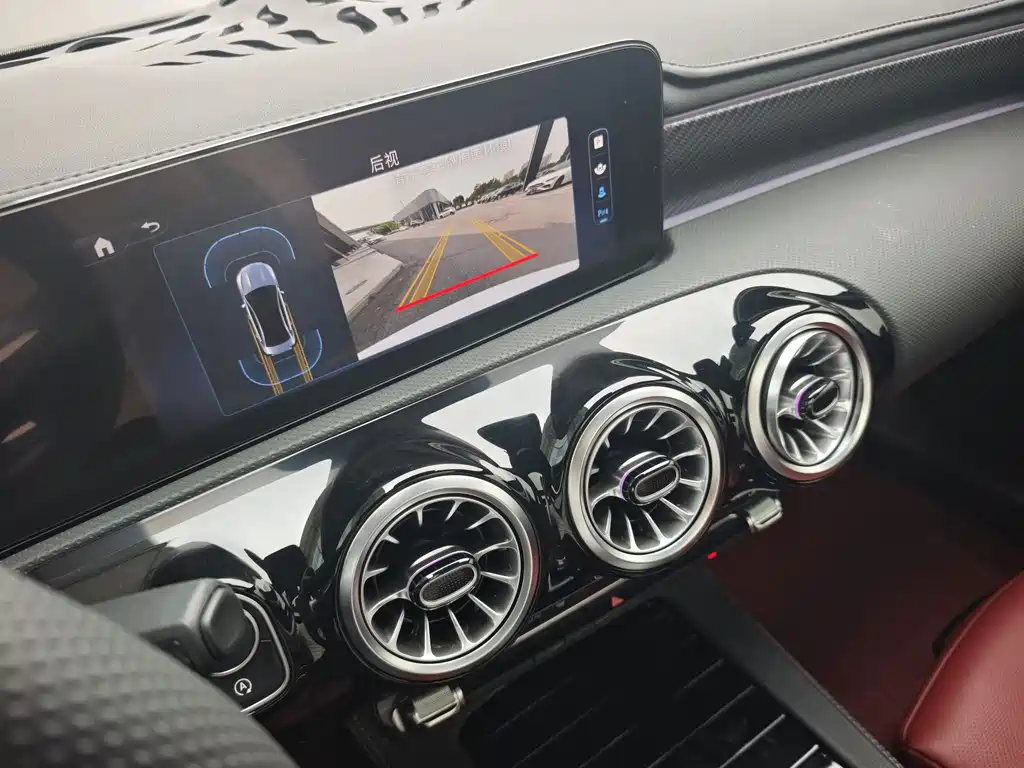 Mercedes-Benz A-Class 2025 — фото 16