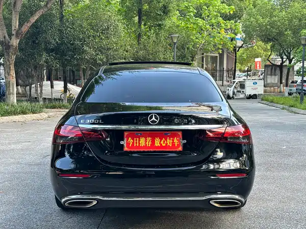Mercedes-Benz E-Class 2018