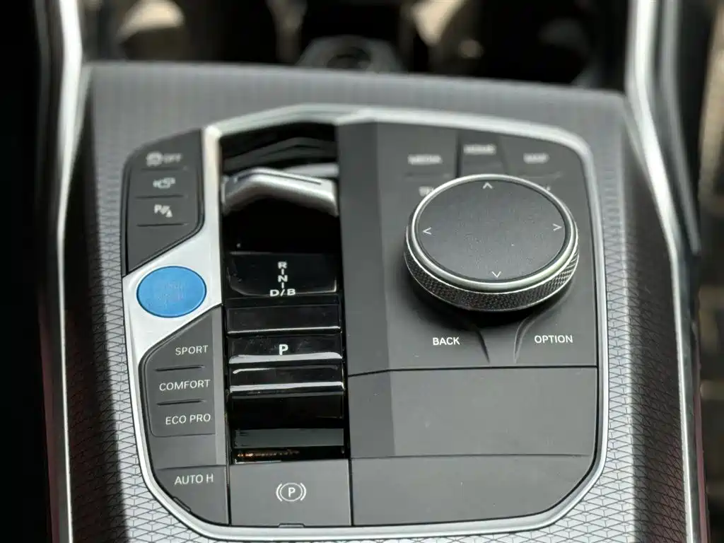 BMW i3 2024 — фото 15