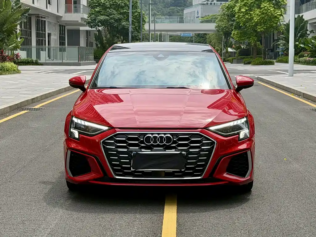 Audi A3 2022 — фото 2