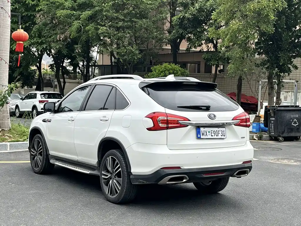 BYD Tang New Energy 2017
