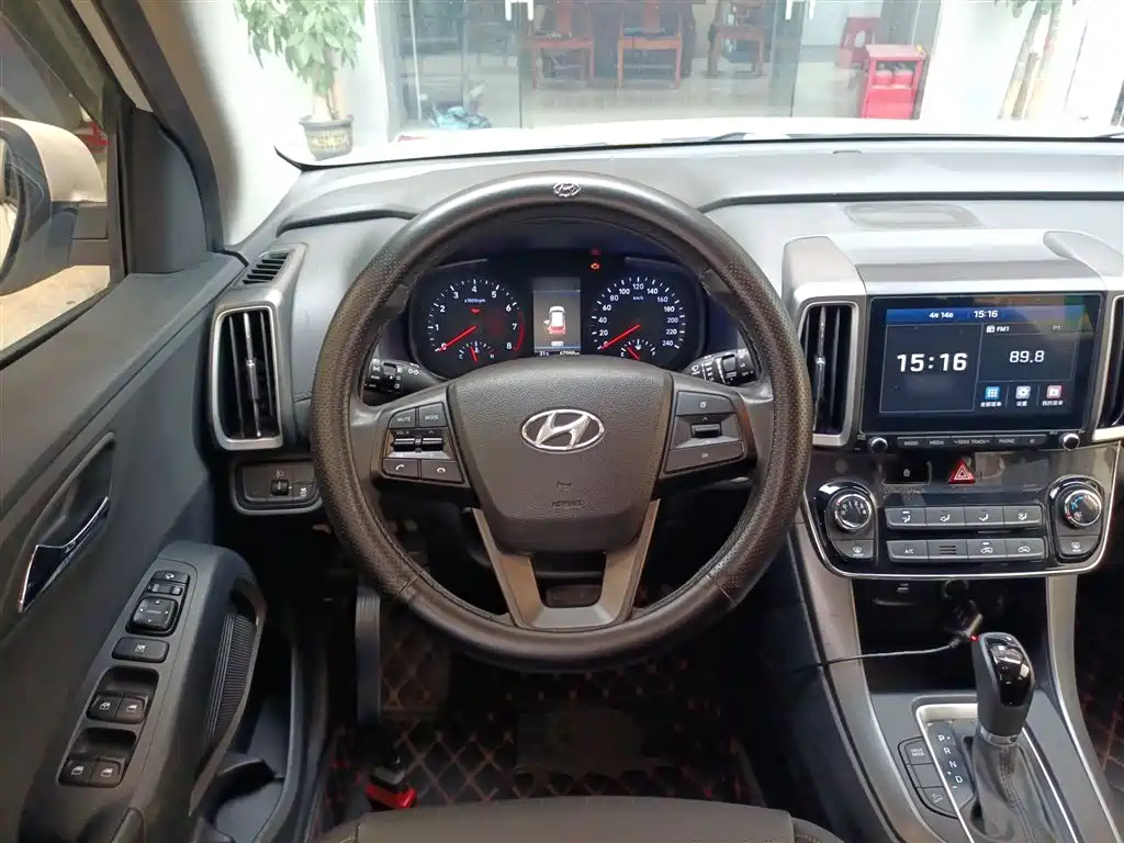 Hyundai ix35 2018 — фото 11