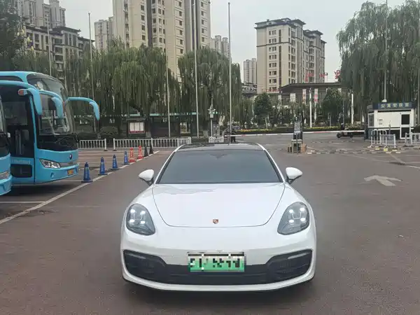 Porsche Panamera New Energy 2022