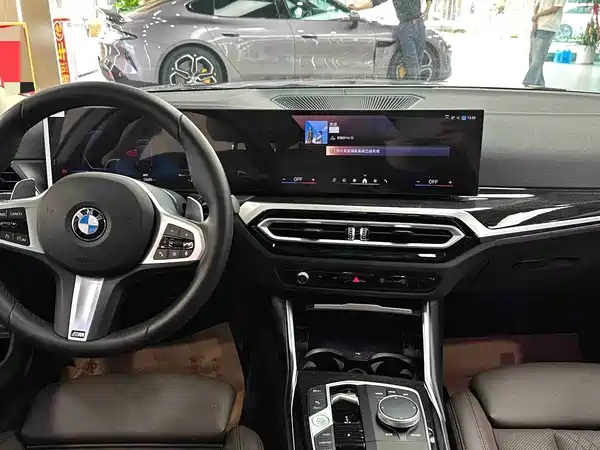 BMW 3 Series 2024