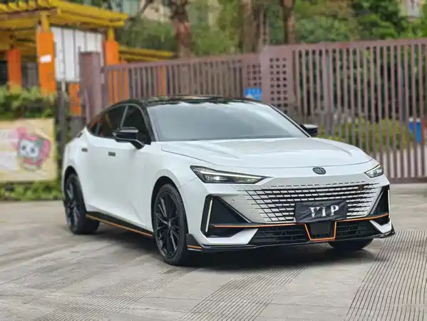Changan UNI-V 2023